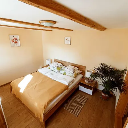 Dom Na Przedgorzu - Z Widokiem Na Gory