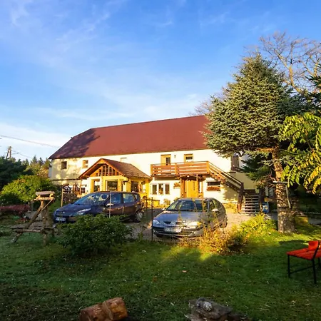 Dom Na Przedgorzu-apartamenty Z Widokiem Na Gory Izerskie